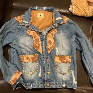 Stylish Denim and Camo Jean Jacket